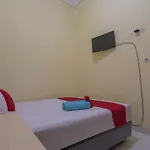 Reddoorz Near Opi Mall Palembang