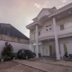 Reddoorz Near Opi Mall Palembang
