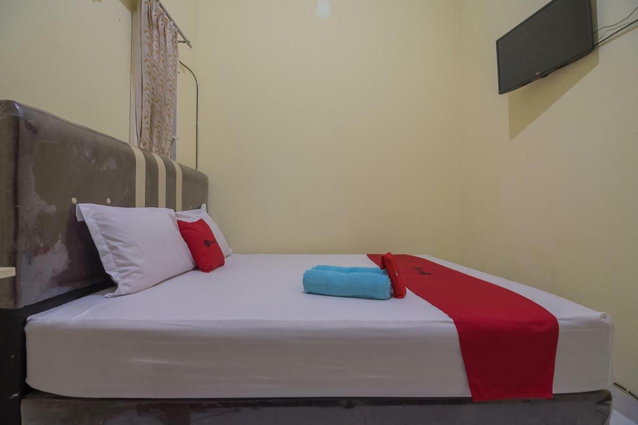 Reddoorz Near Opi Mall Palembang 2*